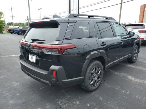 Crystal Black Silica 2026 Subaru Outback Premium
