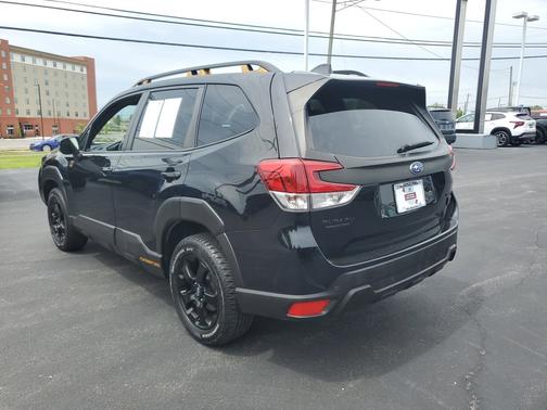 Crystal Black Silica 2023 Subaru Forester Wilderness
