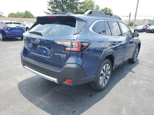 2025 Subaru Outback Limited XT
