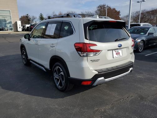 2023 Subaru Forester Touring