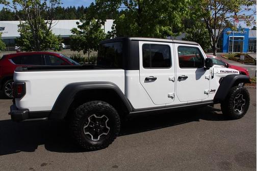 Bright White Clearcoat 2023 Jeep Gladiator Rubicon