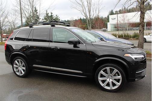 Onyx Black Metallic 2019 Volvo XC90 T6 Inscription