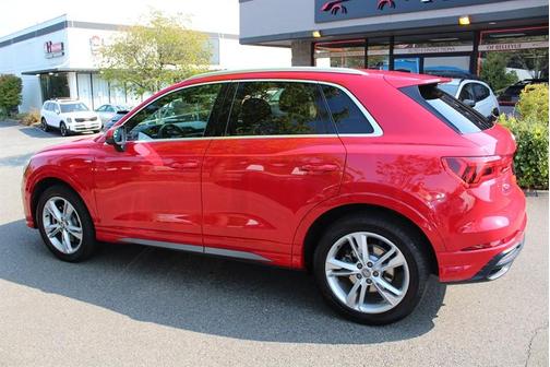 2020 Audi Q3 45 S line Premium