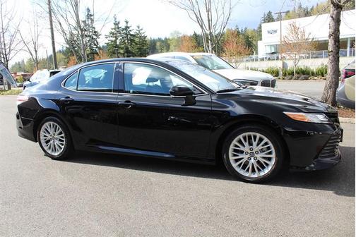 2019 Toyota Camry XLE