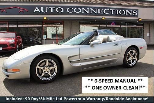 2004 Chevrolet Corvette Base