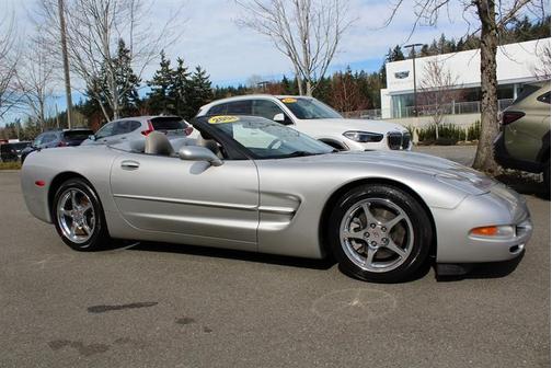 2004 Chevrolet Corvette Base