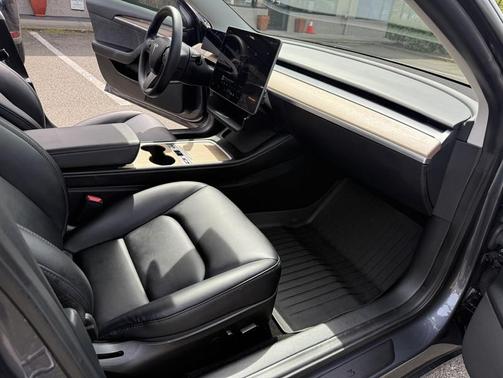 2023 Tesla Model 3 Long Range