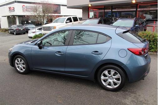 2015 Mazda Mazda3 i Sport