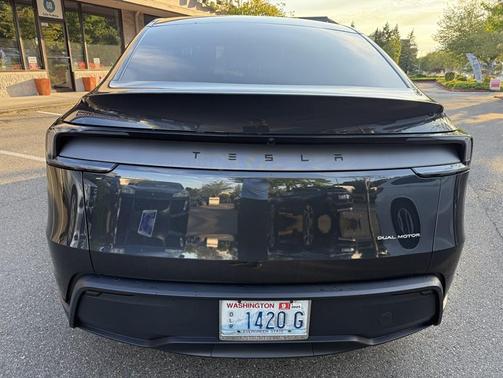 2026 Tesla Model Y Long Range