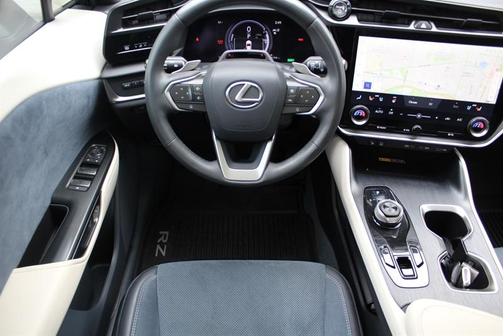2023 Lexus RZ 450e Premium