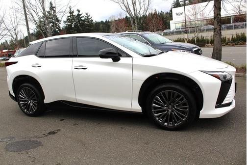2023 Lexus RZ 450e LUX 100