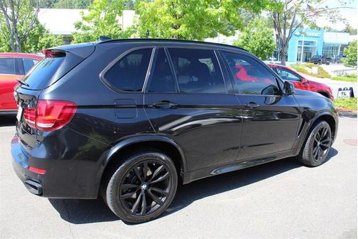Black Sapphire Metallic 2016 BMW X5 xDrive35i
