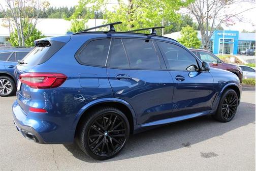 2020 BMW X5 M50i