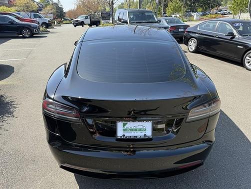 2022 Tesla Model S Base