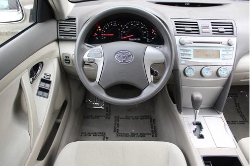 2009 Toyota Camry LE