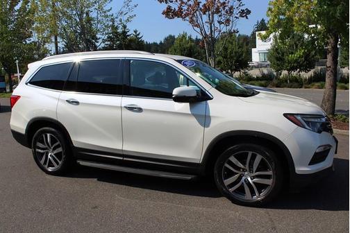 2017 Honda Pilot Elite