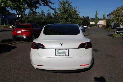 Pearl White Multi 2023 Tesla Model 3 Base