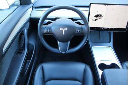 Pearl White Multi 2023 Tesla Model 3 Base