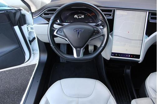 2013 Tesla Model S Performance