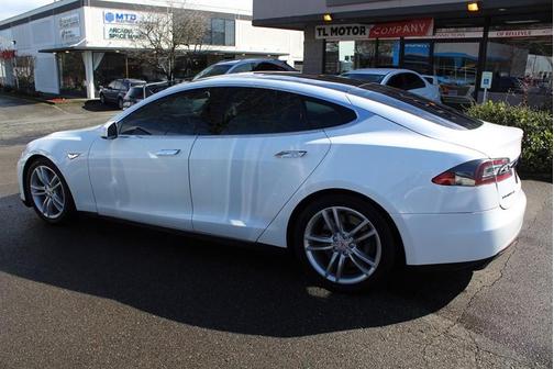 2013 Tesla Model S Performance