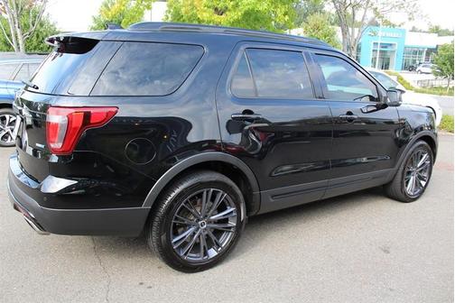 2017 Ford Explorer sport