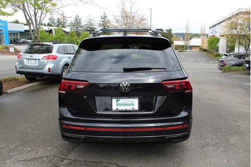 2022 Volkswagen Tiguan 2.0T SE R-Line Black