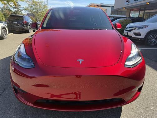 2025 Tesla Model Y Long Range