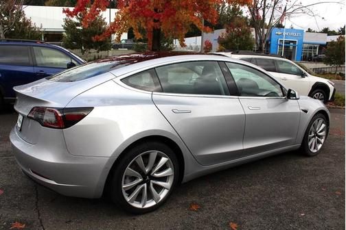 2018 Tesla Model 3 Long Range