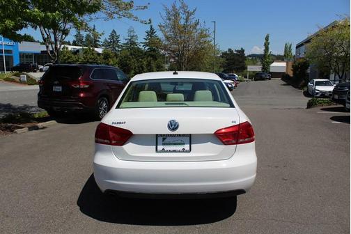 2013 Volkswagen Passat 2.5 SE