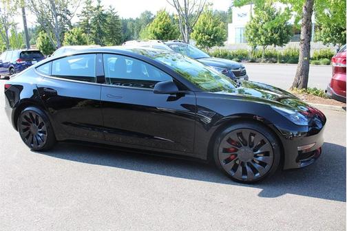 2023 Tesla Model 3 Performance