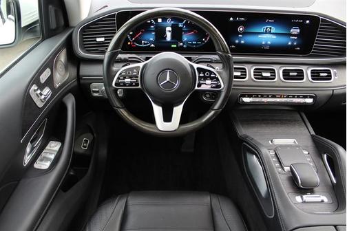 2022 Mercedes-Benz GLS 450 4MATIC