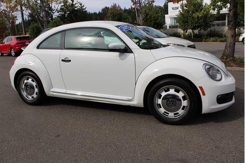 2015 Volkswagen Beetle Auto 1.8T