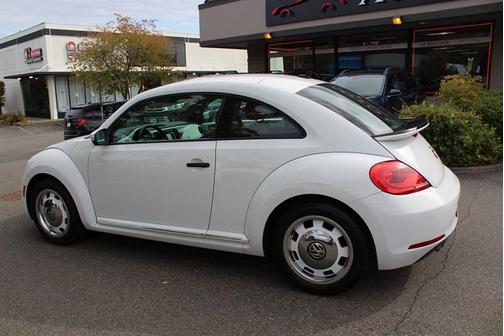 2015 Volkswagen Beetle Auto 1.8T