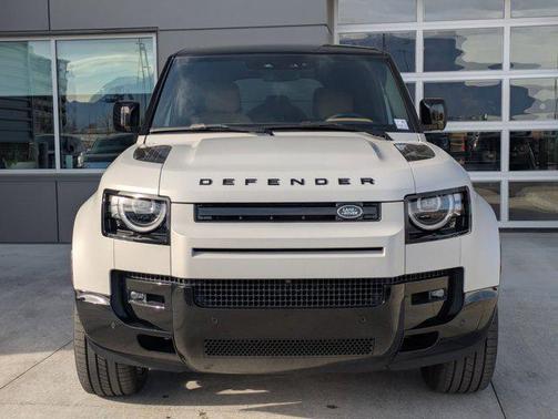 2026 Land Rover Defender X-Dynamic SE