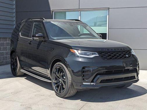 2025 Land Rover Discovery P300 Dynamic SE