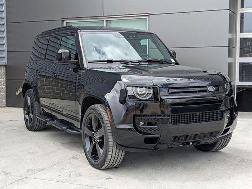2025 Land Rover Defender 110 P400 X-Dynamic SE