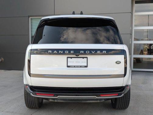 2023 Land Rover Range Rover P400 SE