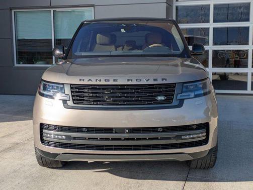 2023 Land Rover Range Rover P530 SE