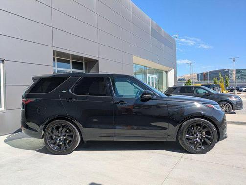 2023 Land Rover Discovery P360 S R-Dynamic