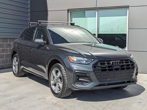 2024 Audi Q5 40 Premium Plus
