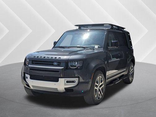 2025 Land Rover Defender 110 P300