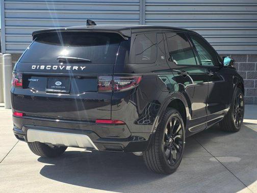 2024 Land Rover Discovery Sport Core S
