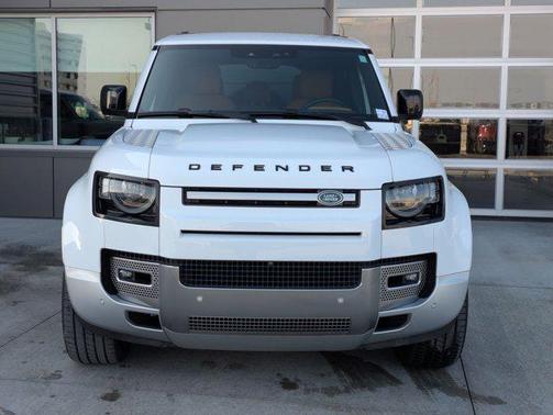 2023 Land Rover Defender 110 SE