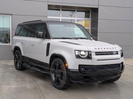 2026 Land Rover Defender P400 X-Dynamic SE