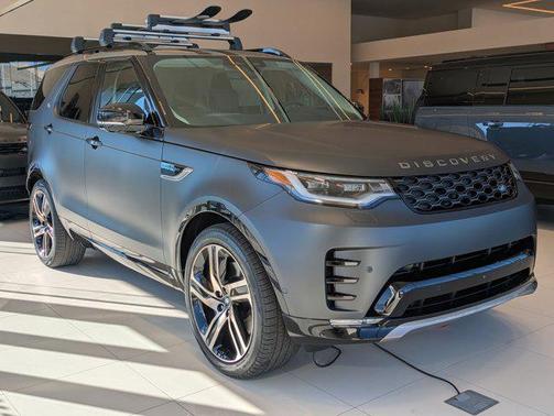 2026 Land Rover Discovery Tempest Edition