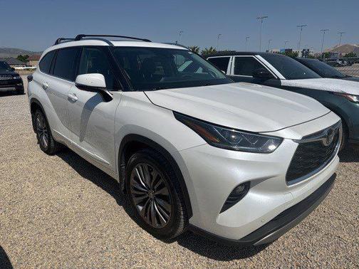 2021 Toyota Highlander Platinum