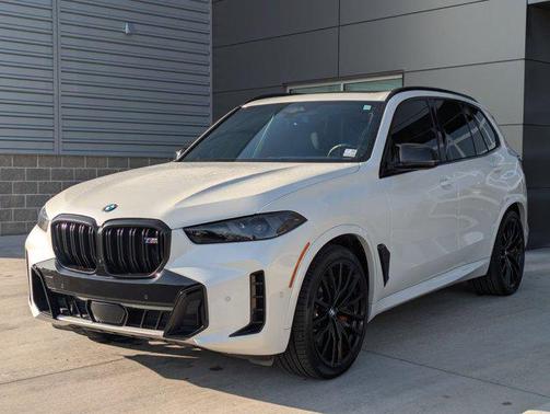 2024 BMW X5 M60i