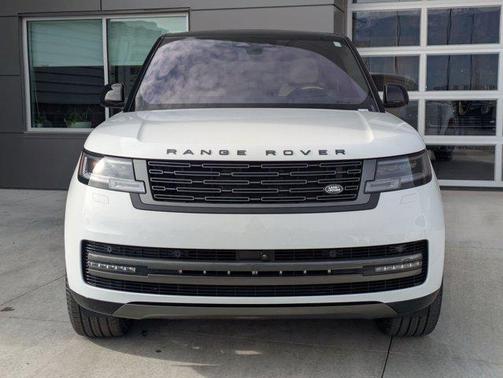 2023 Land Rover Range Rover P530 SE