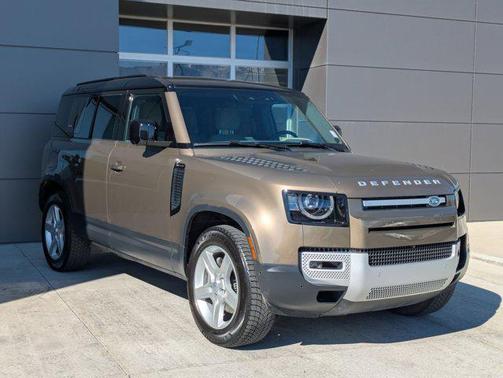 2023 Land Rover Defender 110 SE