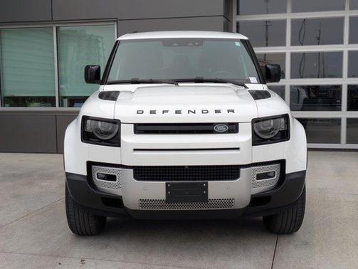 2024 Land Rover Defender 90 P300 S